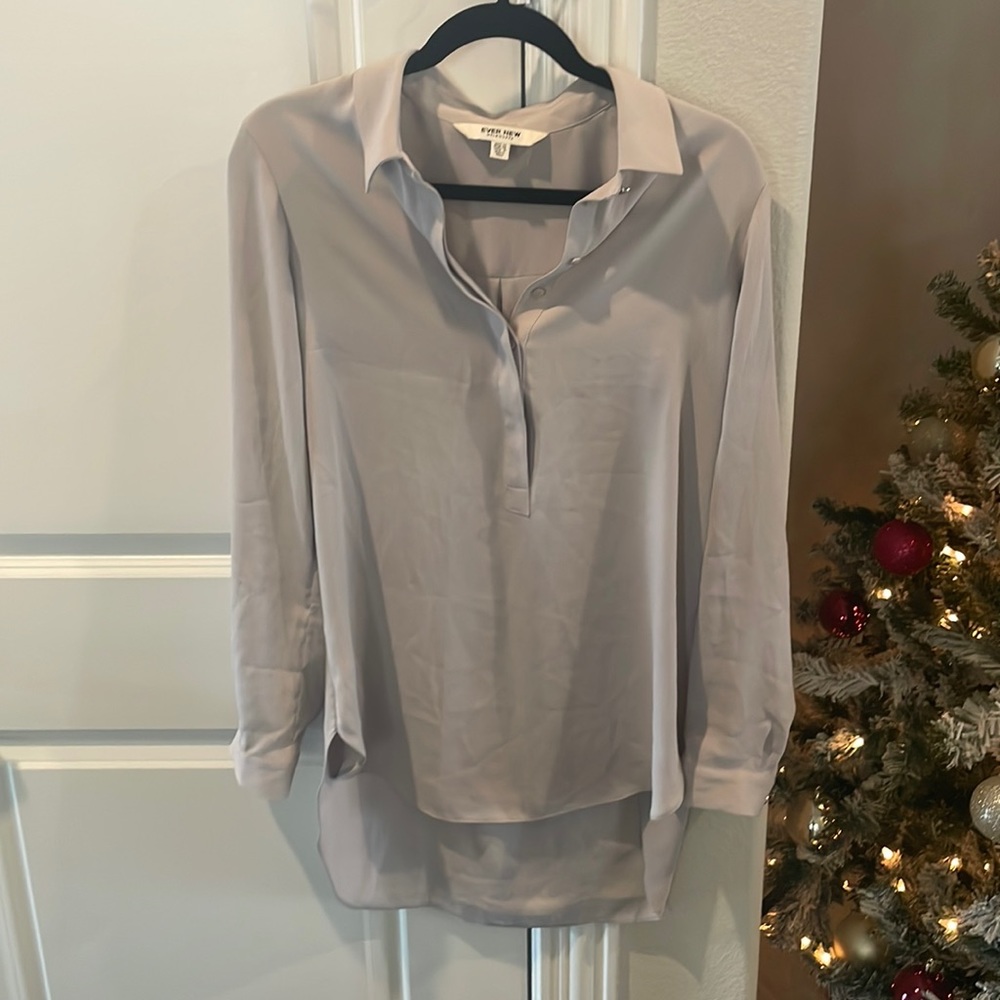 Ever new long shirt tunic with long sleeves that can roll up to 3/4 length